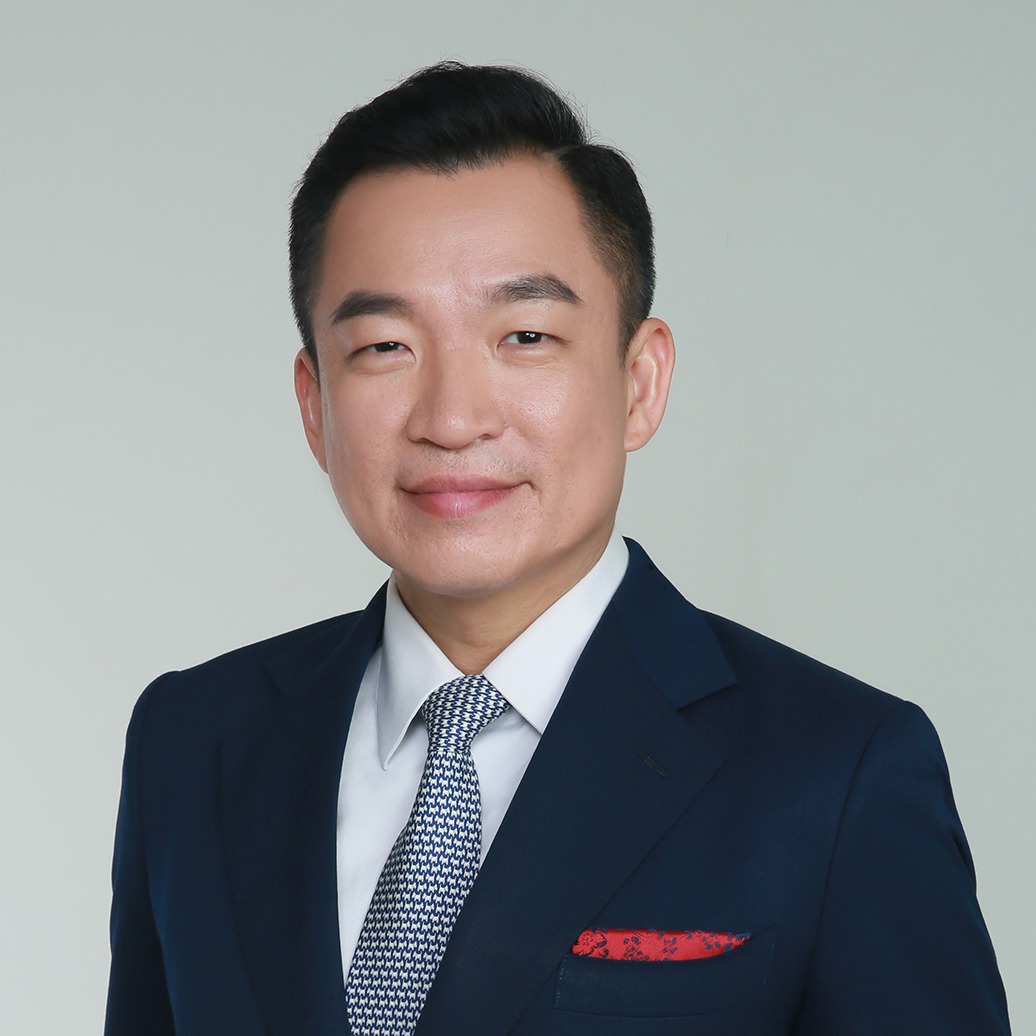Mr Eric Chua