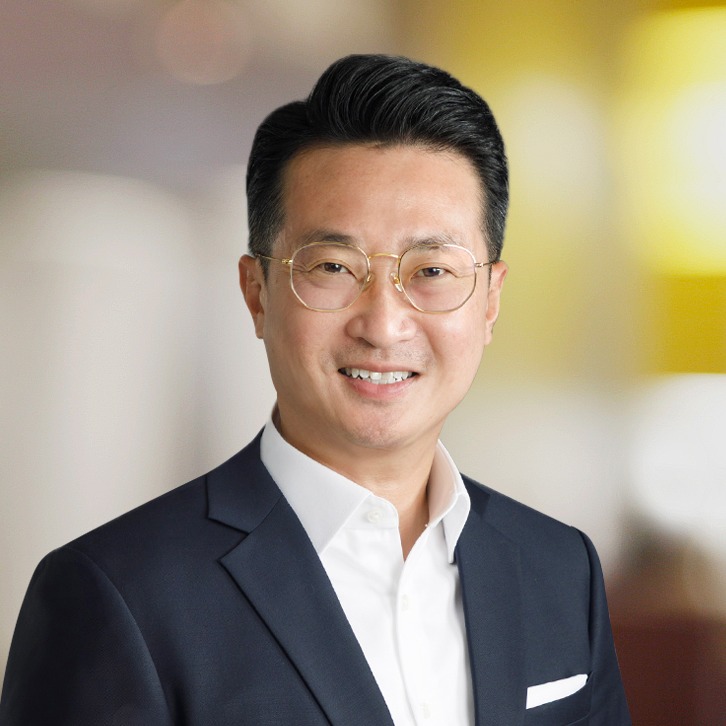 Mr. Robin Leow