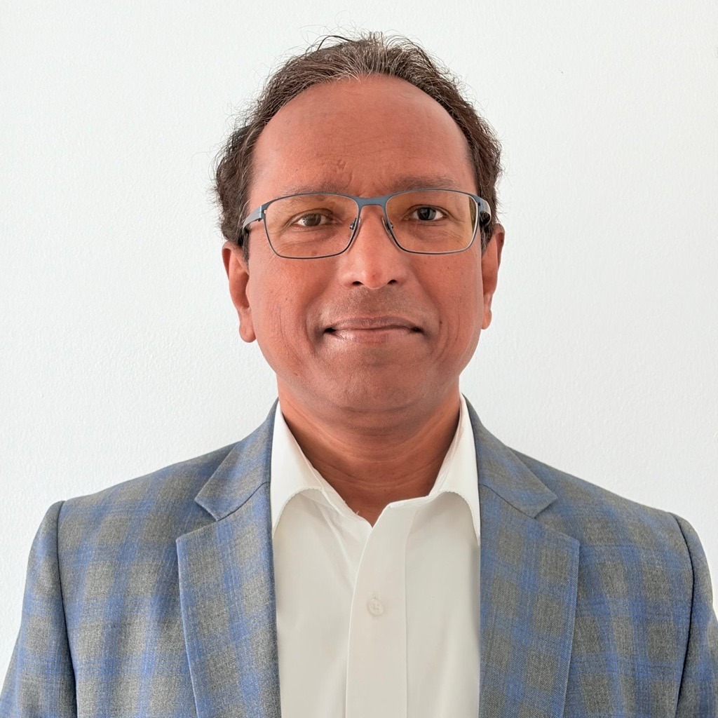 Amol Chin