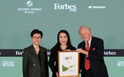 (L-R) Lee Shi Ruh, President & COO, Genting Singapore, CEO, Resorts World Sentosa; Wilawan Kaewkanokvijit, Co-founder & Director, SISB; Christopher Forbes, Vice Chairman, Forbes Media