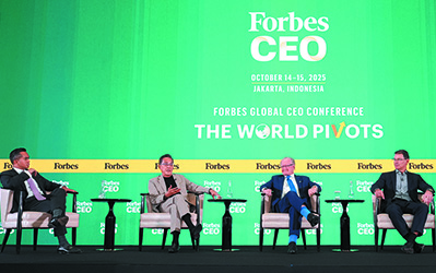 New Directions For Global Economy (L-R) Anindya N Bakrie, Chairman, Indonesia Chamber of Commerce and Industry (Kadin), CEO, Bakrie & Brothers; Ho Kwon Ping, Founder & Executive Chairman, Banyan Tree Holdings; John A. Quelch, American President & Executive Vice Chancellor, Duke Kunshan University; George Raymond Zage III, Founder & CEO, Tiga Investments; Rana Wehbe Watson, Editorial Director, Forbes Asia