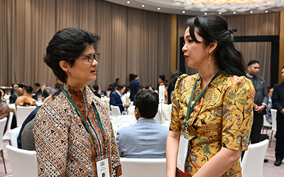 (L-R) Bernadette Ruth Irawati Setiady, President Commissioner, Kalbe Farma; Meliza Rusli, President Director, Permata Bank